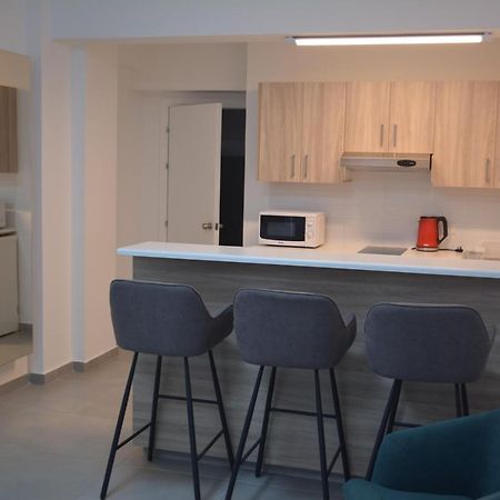 Les Palmiers Sunorama Beach Apartments Larnaka Exterior foto